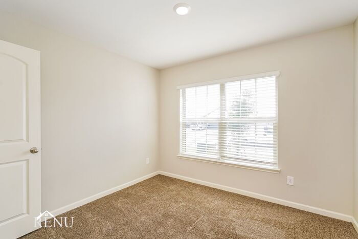 Building Photo - 158 Drifter Dr