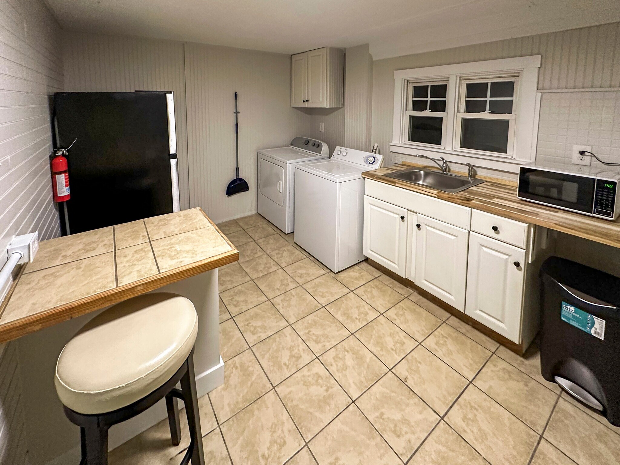 Building Photo - 110 Avery St