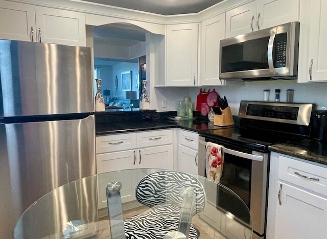 Building Photo - 3360 Ocean Shore Blvd