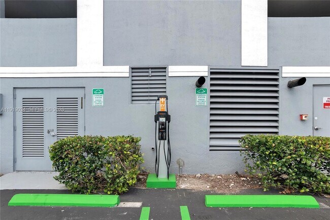 Building Photo - 5077 NW 7th St