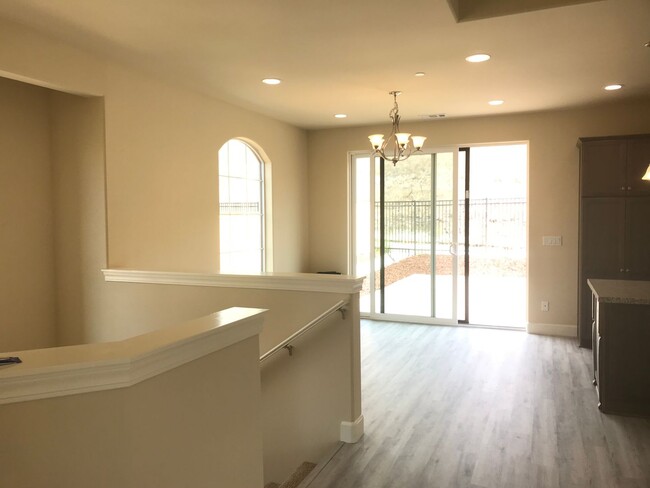 Building Photo - Spacious Home - Newer Build TOSCANO Neighb...