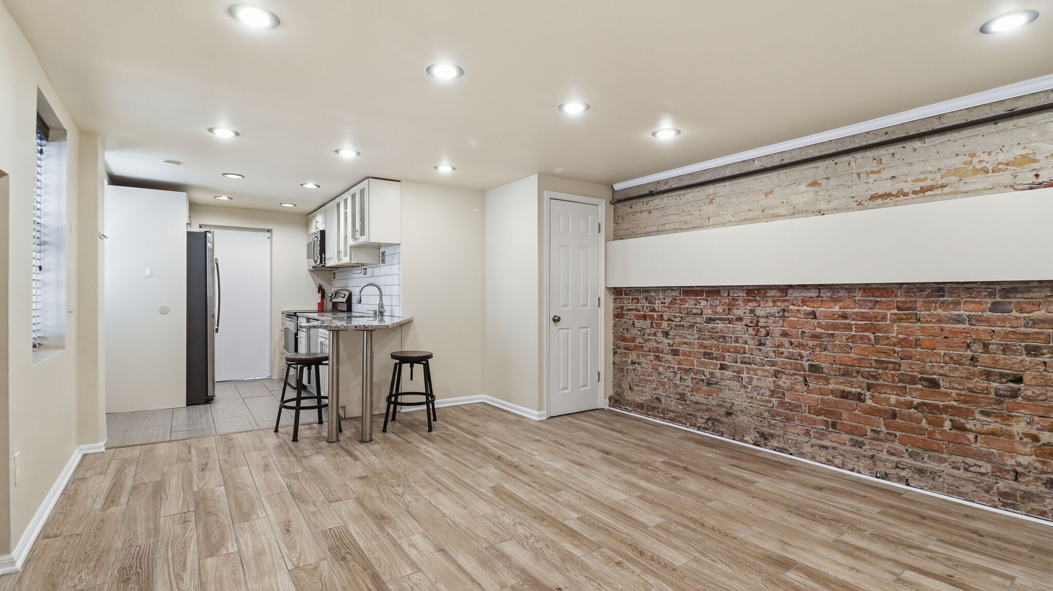 Building Photo - 1450 Harvard St NW