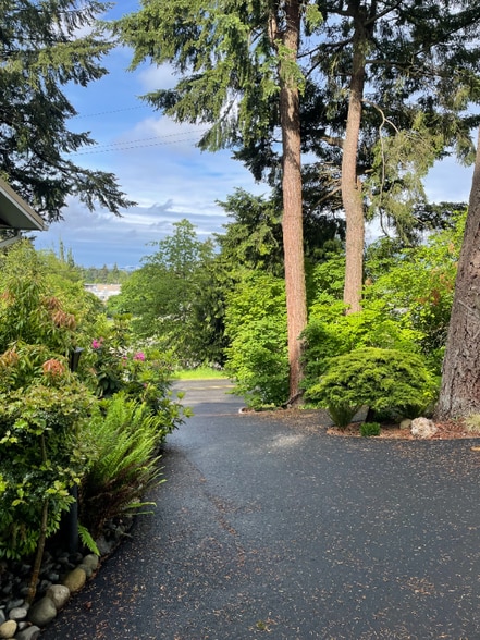 Building Photo - 12511 A St S