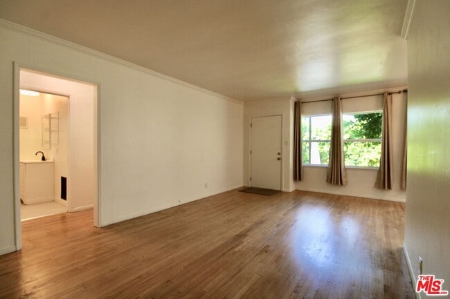 Building Photo - 4336 Laurel Canyon Blvd