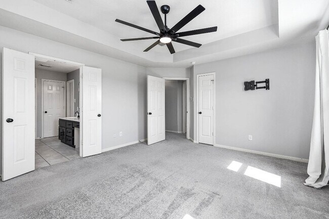 Building Photo - 4502 Park Trail Ln