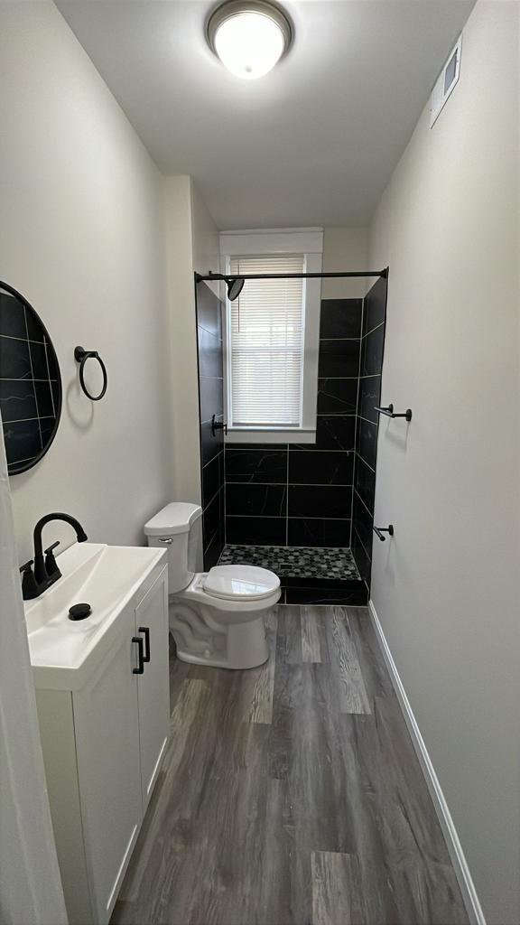 Building Photo - 3026 Clifton Park Terrace