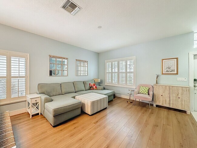 Building Photo - Gorgeous 3 bedroom 2 bath Single Family Home in Delray Beach