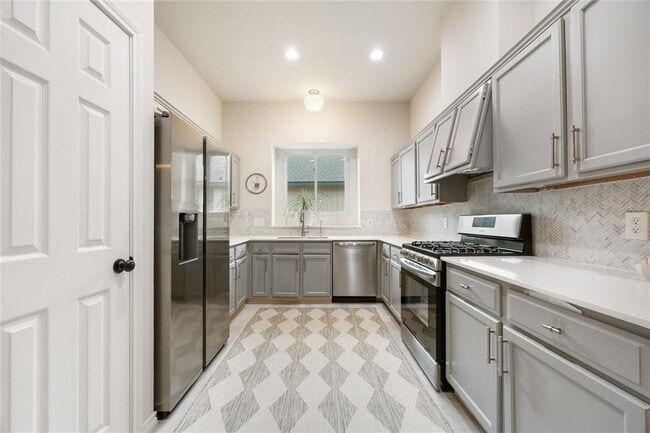 Building Photo - 2930 Jubilee Trail