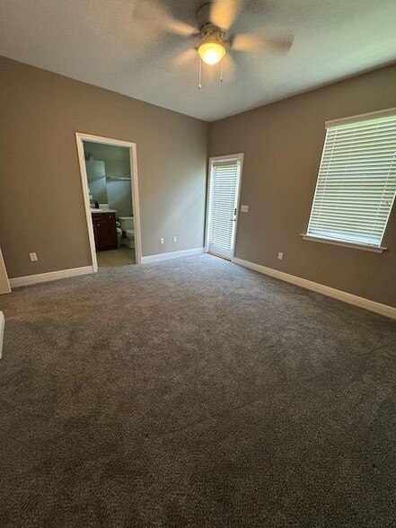 Building Photo - 6207 Jordans Pass Dr