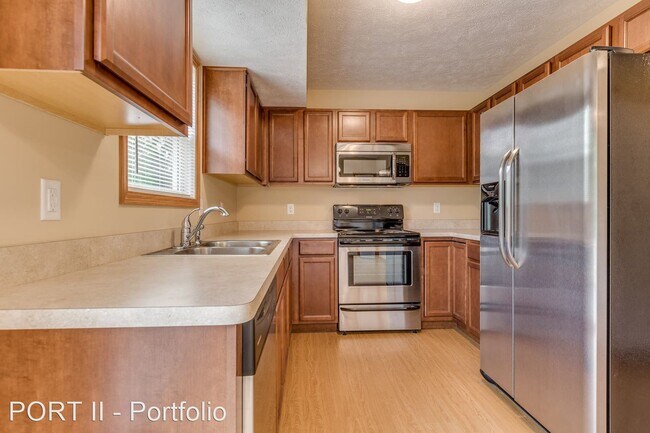 Building Photo - 3 br, 1 bath House - 377 Station 44 Pl Uni...