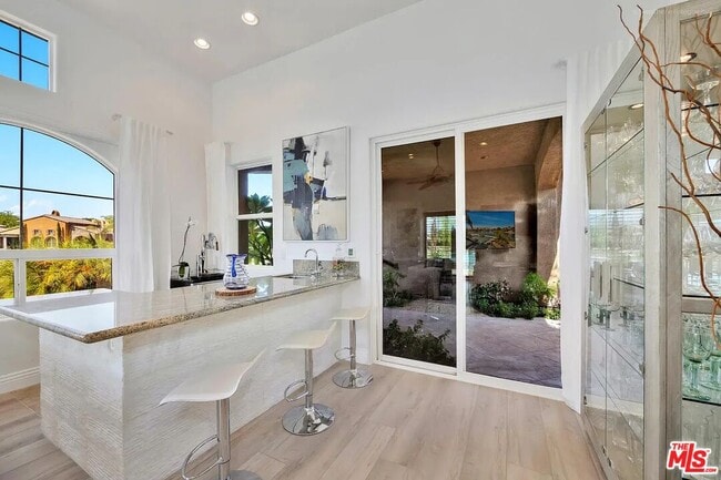 Building Photo - 14 Via Santa Velera