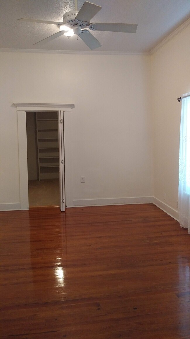 Master Bedroom - 112 N Division St