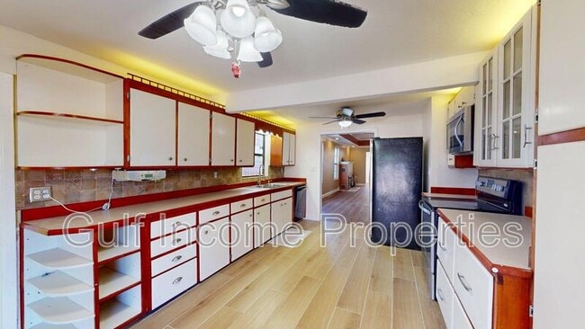 Building Photo - 2635 Arnold St