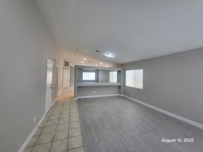 Building Photo - 5975 S Belcastro St