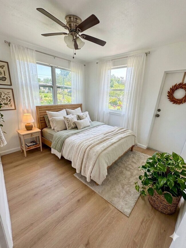 Building Photo - Updated 4-Bedroom Home for Rent in Pinellas Park | Spacious Layout | Stainless Steel Appliances