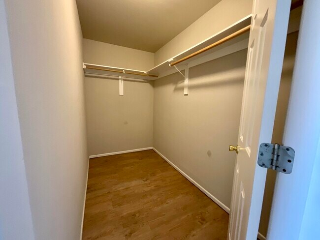 Building Photo - 3415 49th St