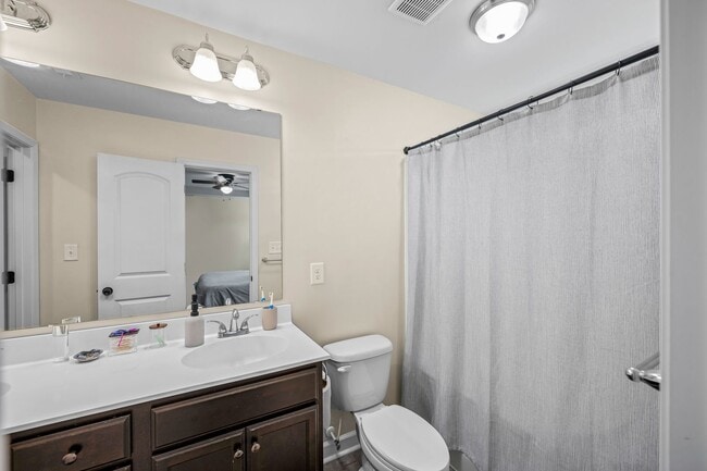 Building Photo - 215 Timber Jack Ct