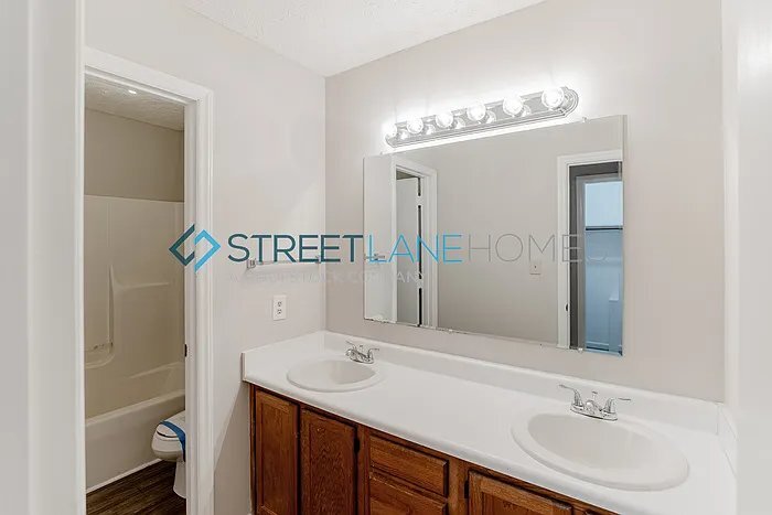 Building Photo - 4710 Grandison Ct