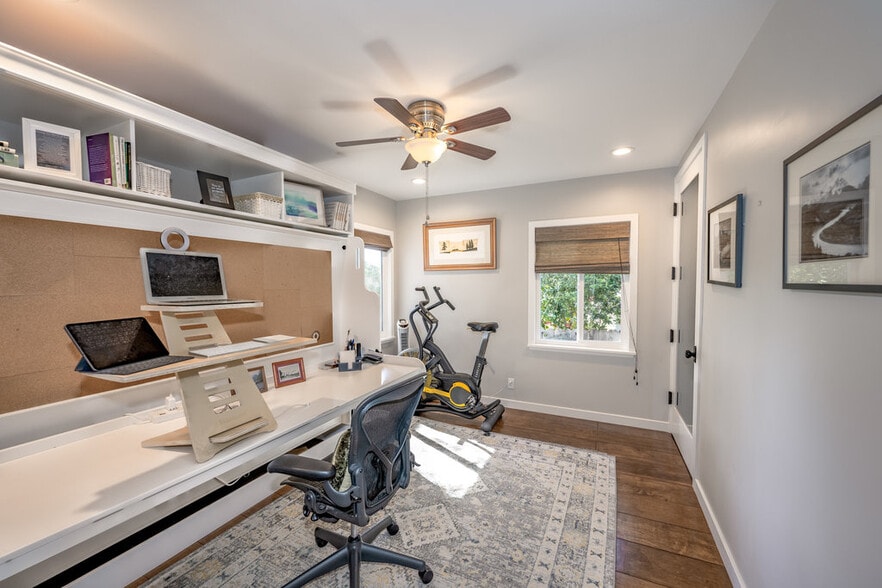Bedroom/ Office with Murphy Bed - 2152 Grand Oaks Ave