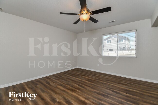 Building Photo - 7757 Benecia Dr