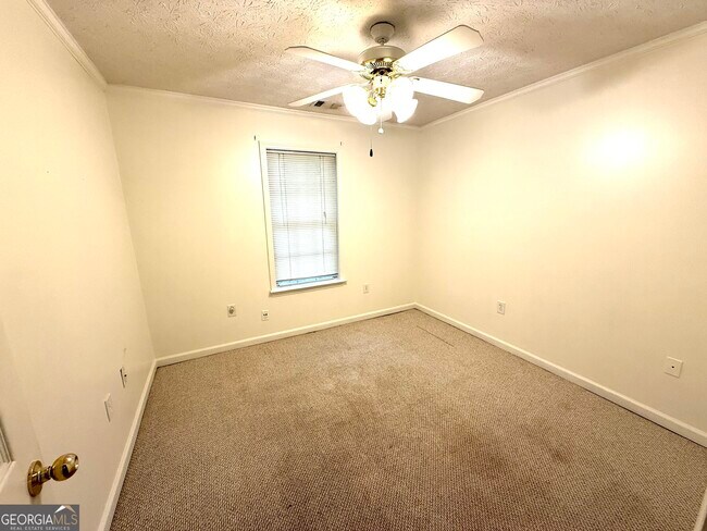 Building Photo - 25 Brookstone Ct