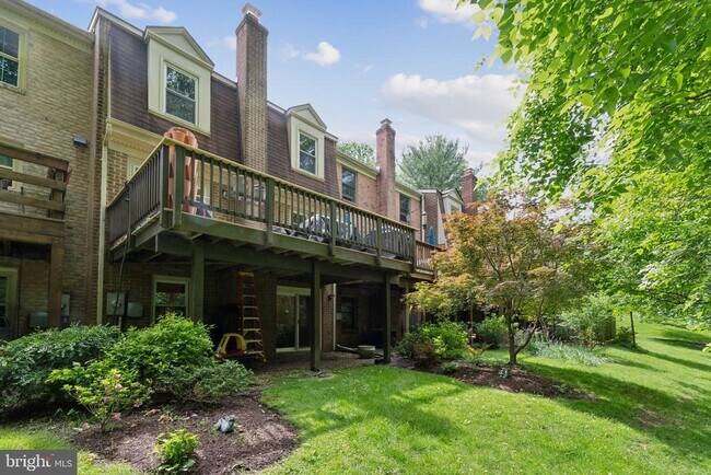 Building Photo - 11545 Pine Cone Ct