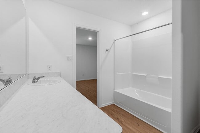 Building Photo - 727 Delany Cv Ct