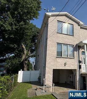 Building Photo - 2425 1st St