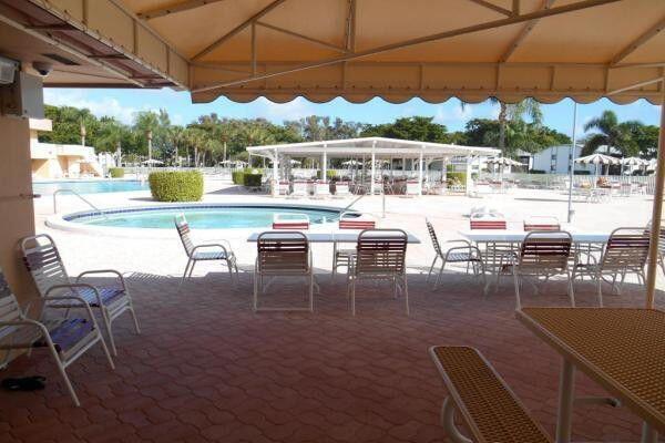 Building Photo - 15235 Lakes of Delray Blvd