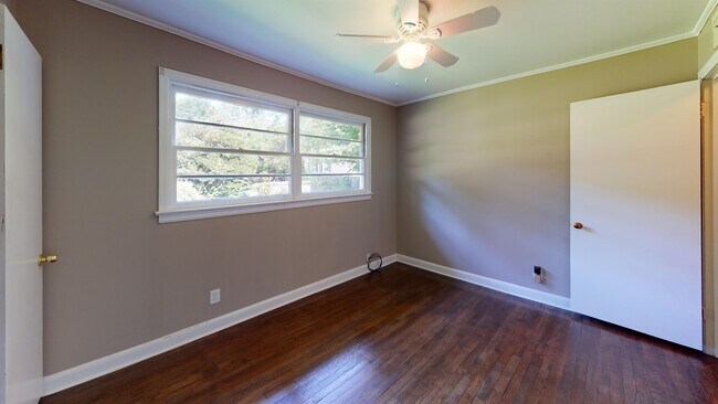 Building Photo - 3363 E Audubon Rd