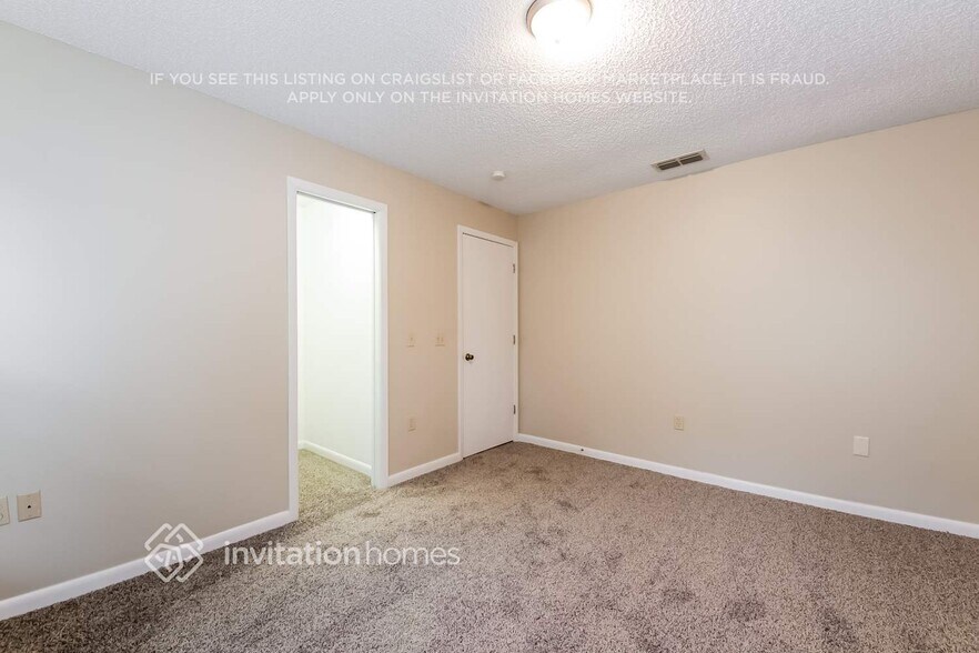 Building Photo - 3733 St Moritz St