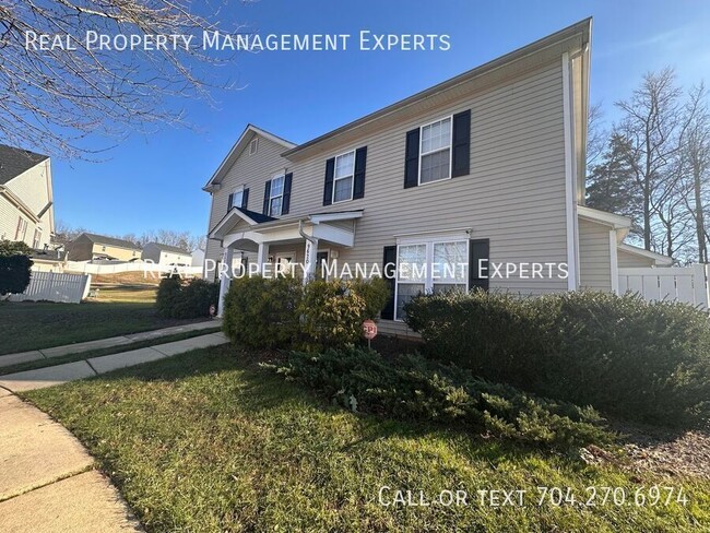 Building Photo - 2 Bedroom, 1 1/2 Bath Condo in Kingstree