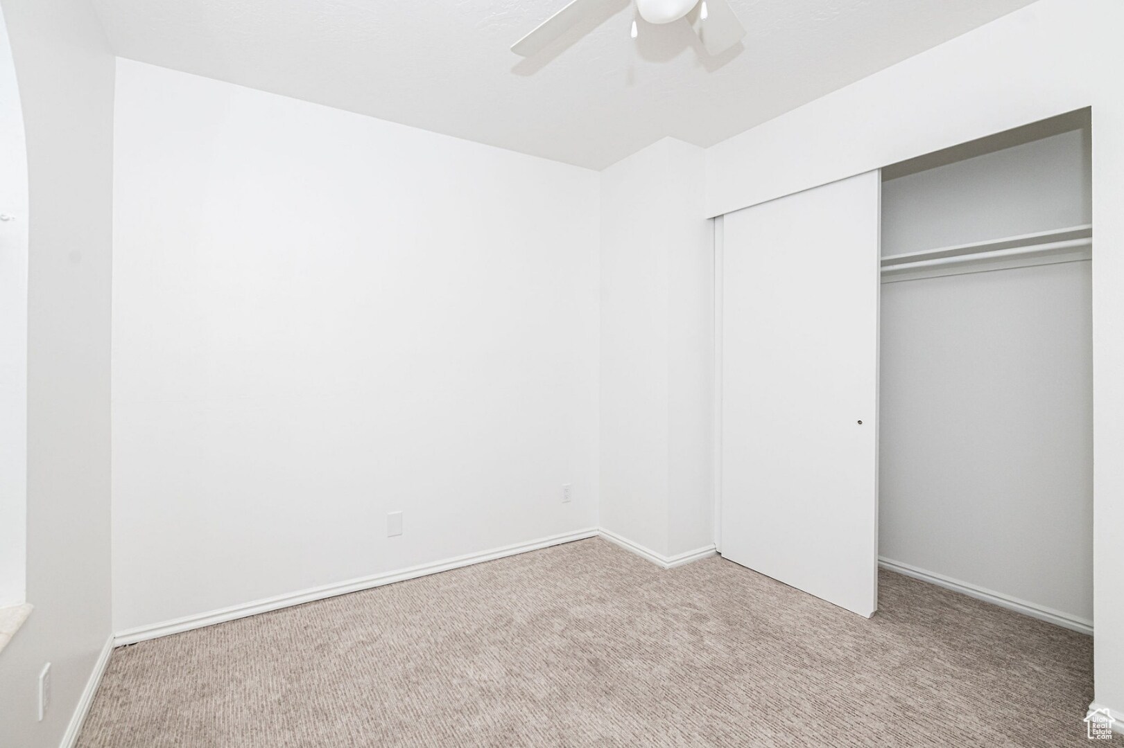 Building Photo - 6329 S Fairwind Dr