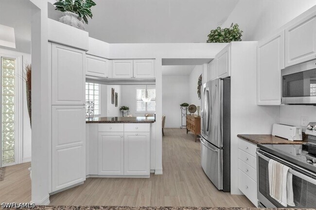 Building Photo - 765 Bentwater Cir