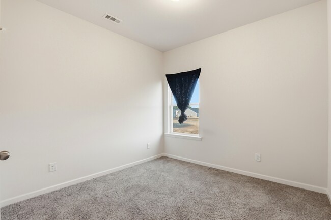 Building Photo - 103 S Torrent Ct