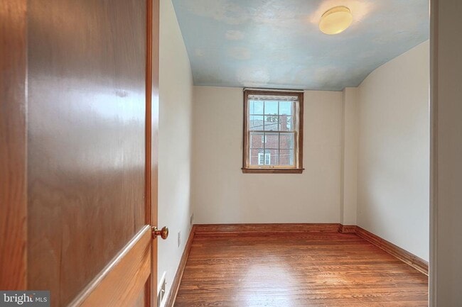 Building Photo - 8446 Loch Raven Blvd