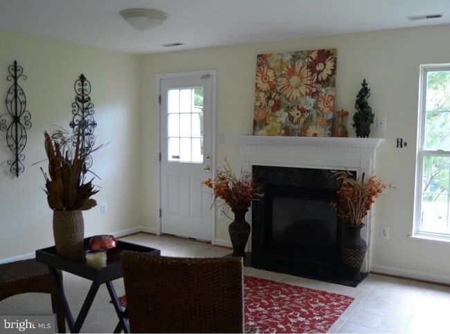 Building Photo - 20914 Rosebay Pl