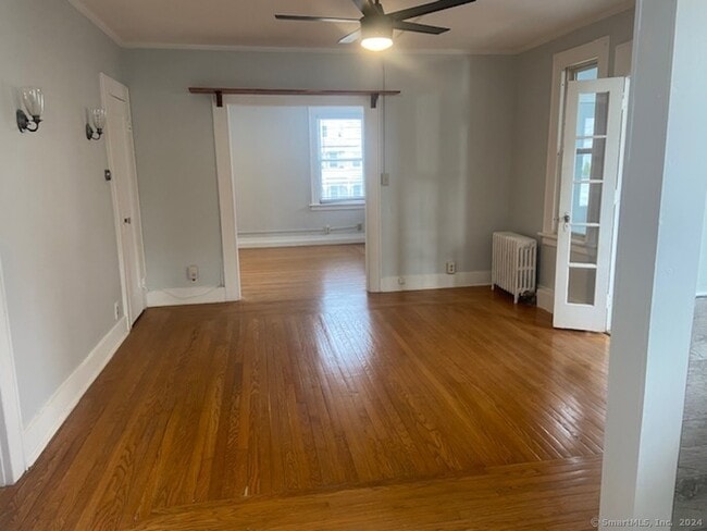 Building Photo - 279 Wakelee Ave