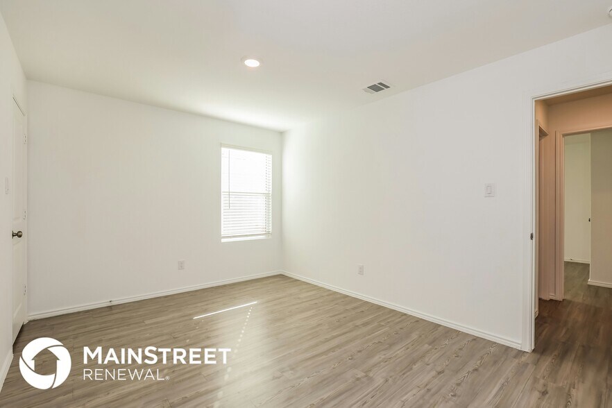 Building Photo - 8835 Barrow Path