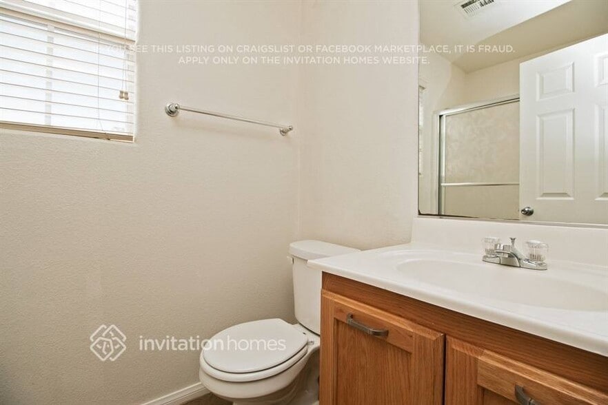 Building Photo - 4790 Pencarrow Ct