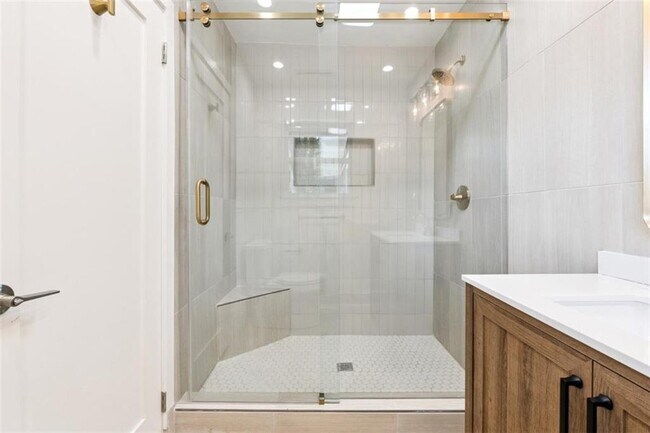 Building Photo - 1568 Niskey Lake Trail SW