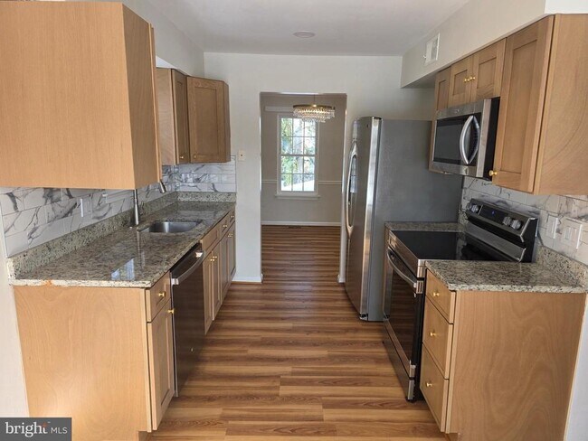 Building Photo - 10217 McKean Ct