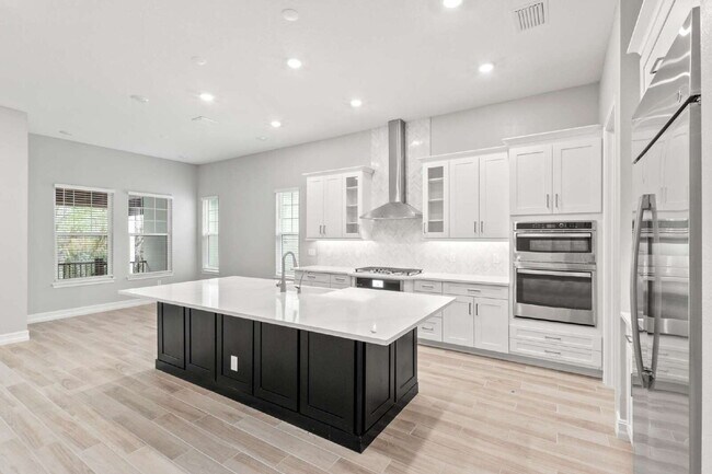 Building Photo - LIKE NEW Home for Rent in Antigua Cove!