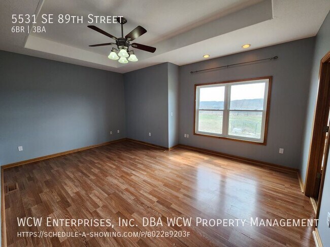 Building Photo - 5531 SE 89th St