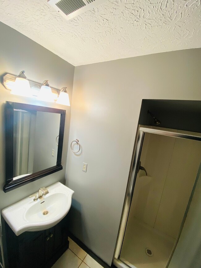 Building Photo - 11266 Billingham Ave NW