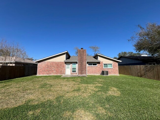 Building Photo - 46 Ranch House Loop