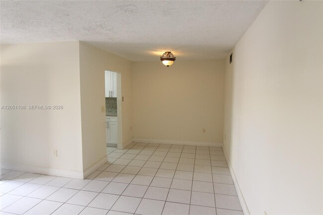 Building Photo - 1655 W 44th Pl