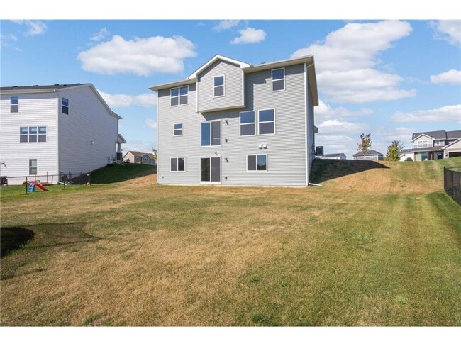 Building Photo - 17545 57th St NE