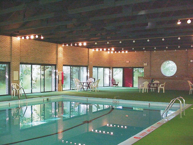 White Oak Village Apartments 152 Royal Oak Dr Mckeesport PA 15131