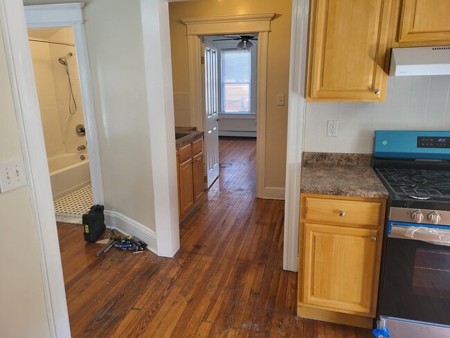 Kitchen view to rear BR - 256 Jewett Ave